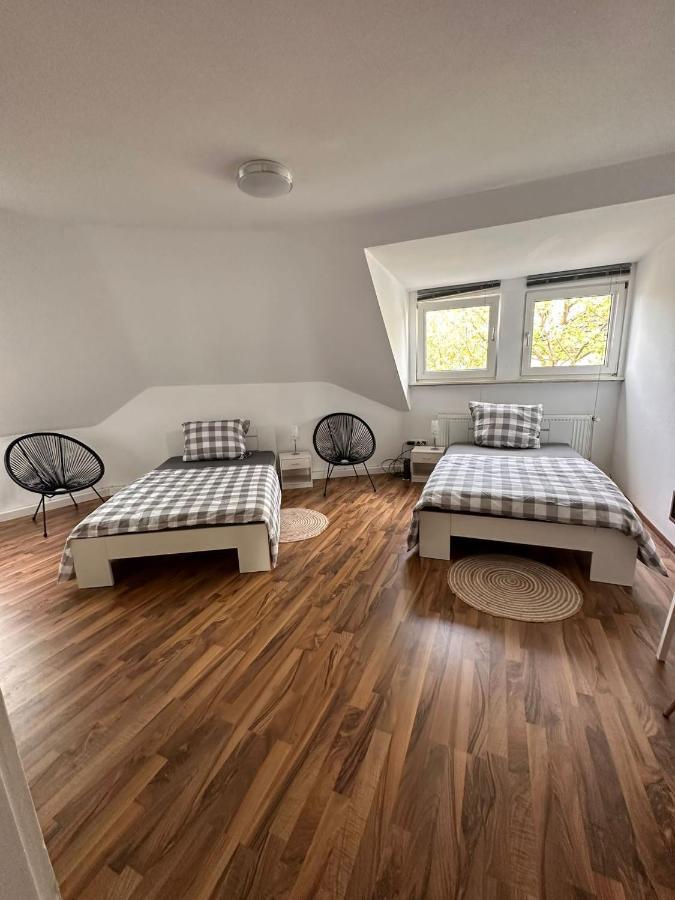 Zimmer Im Zentrum - In Der Naehe Zum Hauptbahnhof Paderborn Kültér fotó