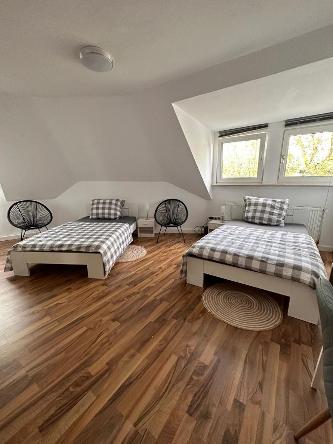 Zimmer Im Zentrum - In Der Naehe Zum Hauptbahnhof Paderborn Kültér fotó